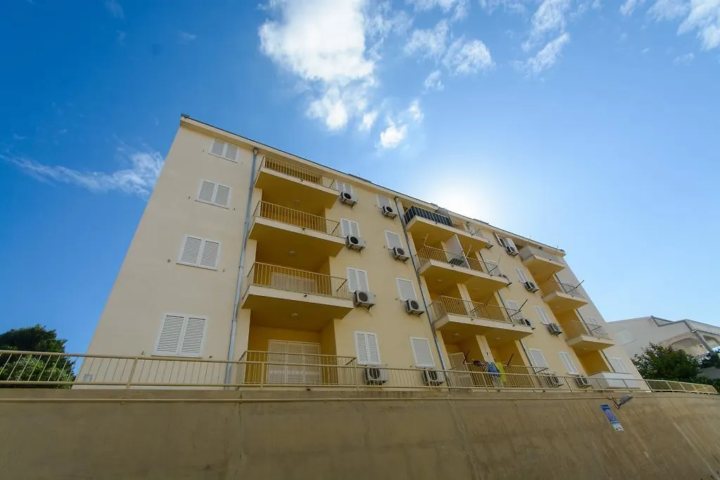 Apartment Meri Trogir
